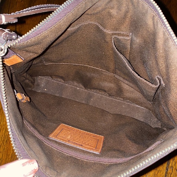 Coach Signature C Shoulder Purse Brown - Picture 7 of 10